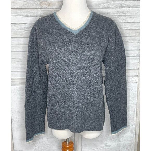 Abercrombie & Fitch Sweaters - Abercrombie & Fitch Sweater 100% Wool Gray V Neck Size Medium